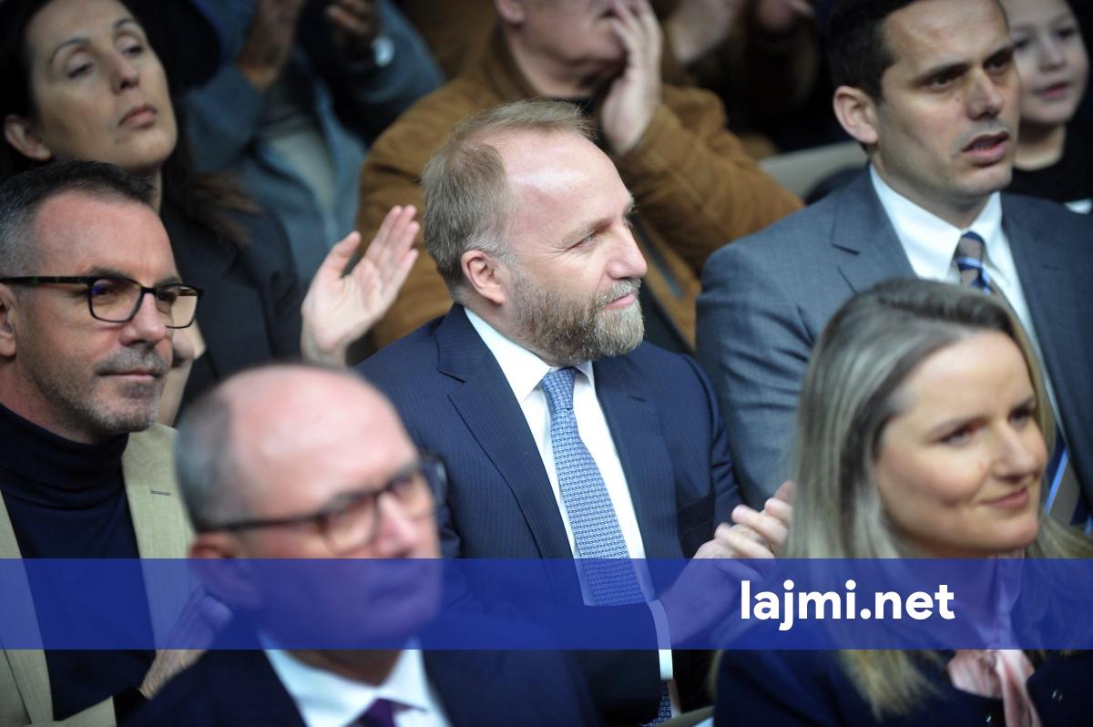 Abelard Tahiri  Nga fjalët te puna  të dielën nis kapitulli i ri me Bedri Hamzën Kryeministër