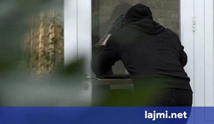 Hajnat hyjnë në një shtëpi në Dubravë të Suharekës  vjedhin para e stoli ari