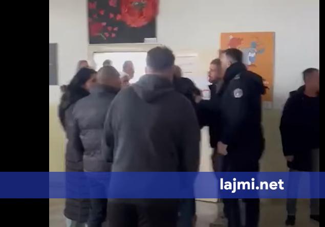 Tensionohet situata  përleshje në mesin disa qytetarëve në Zhegër të Gjilanit derisa po votohej