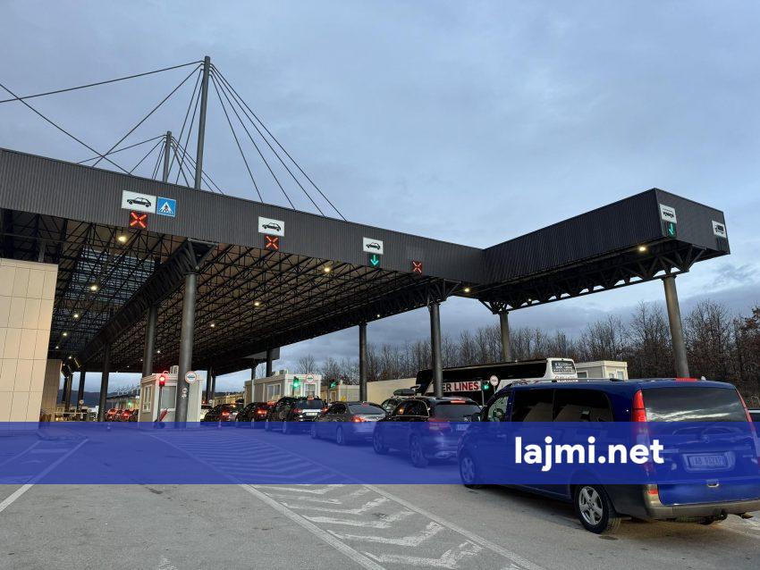Fluks i shtuar në pikat kufitare  pritjet për dalje nga Kosova arrijnë deri në 90 minuta