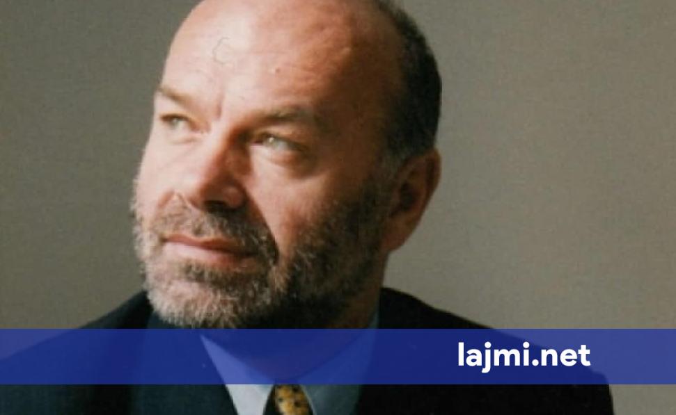 Presidentja Osmani nderon jetën dhe veprën e kolonel Zemajt dhe familjarëve të tij