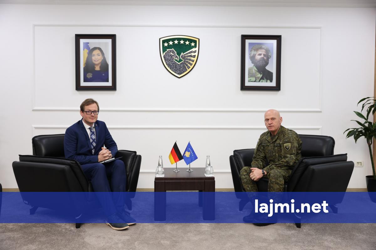Komandanti i FSK së priti në takim të ngarkuarin me punë të Ambasadës së Gjermanisë në Kosovë
