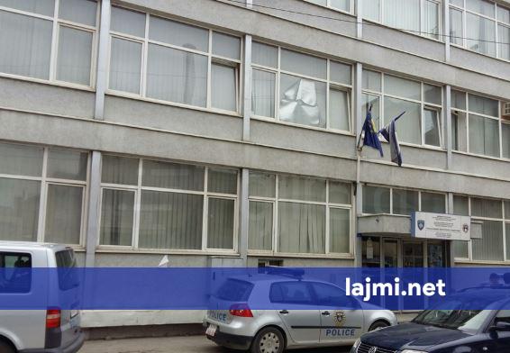 Arrestohet i dyshuari që sulmoi disa zyrtarë policorë  pranë stacionit në Ferizaj