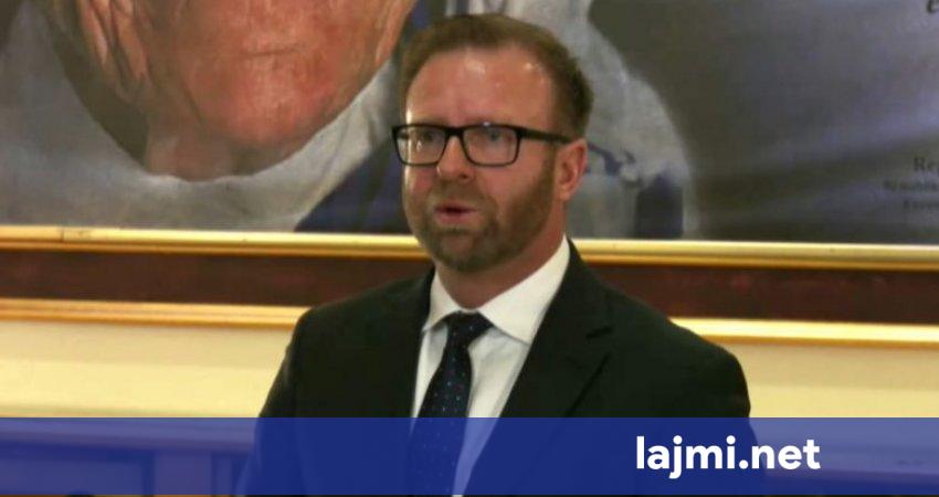 Abazi  12 ligje të anuluara nga Gjykata Kushtetuese  e bën Kurtin superkriminel