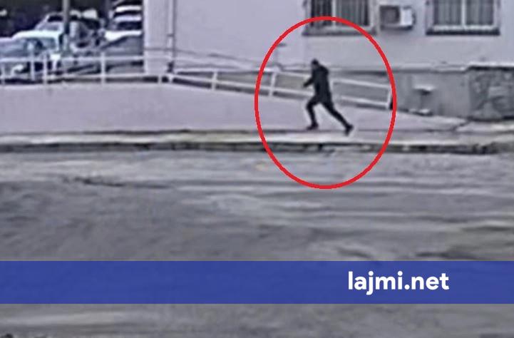 Nuk është Hollywood  por pamje nga Durrësi   momenti kur i burgosuri me rrezikshmëri të lartë arratiset nga spitali