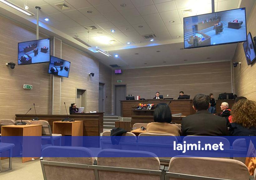 Ndërpritet seanca për gazin lotsjellës në Kuvend  Salih Zyba kërkon largimin e prokurorit të rastit