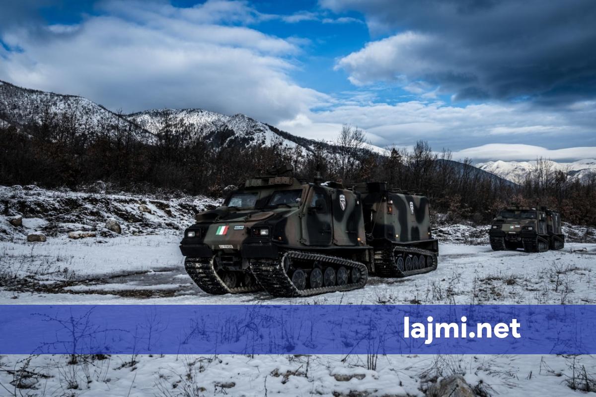 Ushtarët italianë të KFOR it kryejnë ushtrime të rregullta në Kosovë