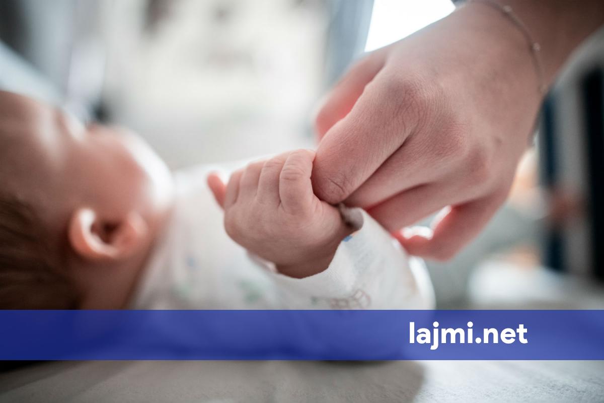 ASK publikon të dhënat  Në muajin nëntor lindën mbi 2 mijë fëmijë  më pak se në tetor