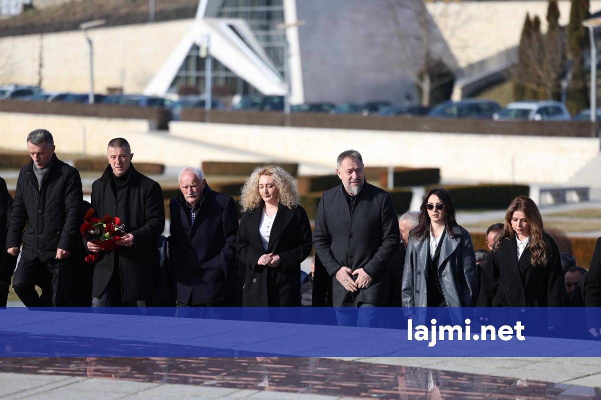 Lushtaku kujton sulmin e dytë mbi familjen Jashari  Kujtimi i kësaj qëndrese  na obligon ta përcjellim brez pas brezi dashurinë për atdheun