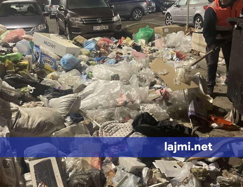 KRM  Pastrimi  apelon tek banorët e lagjes Dardania  Mos i hidhni mbeturinat jashtë kontejnerëve