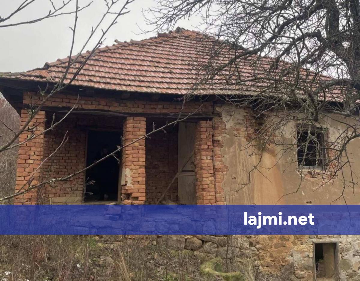 Policia gjen armë  municion dhe granata dore në një shtëpi të braktisur në Zveçan