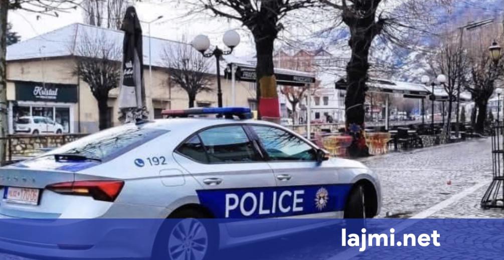 E fusin me forcë në veturë dhe i shkaktojnë lëndime   ky dyshohet të jetë motivi