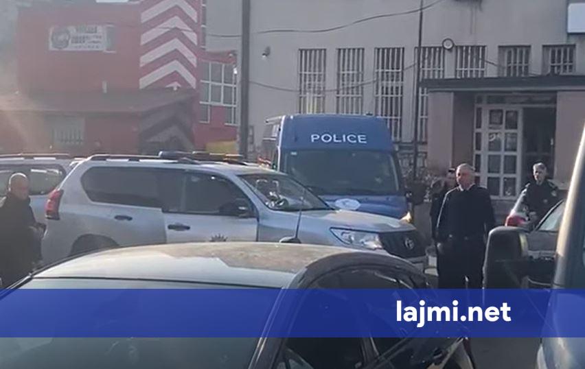 Familjarët e të ndaluarve në Prizren u ankuan në KMDLNJ për shkelje të të drejtave