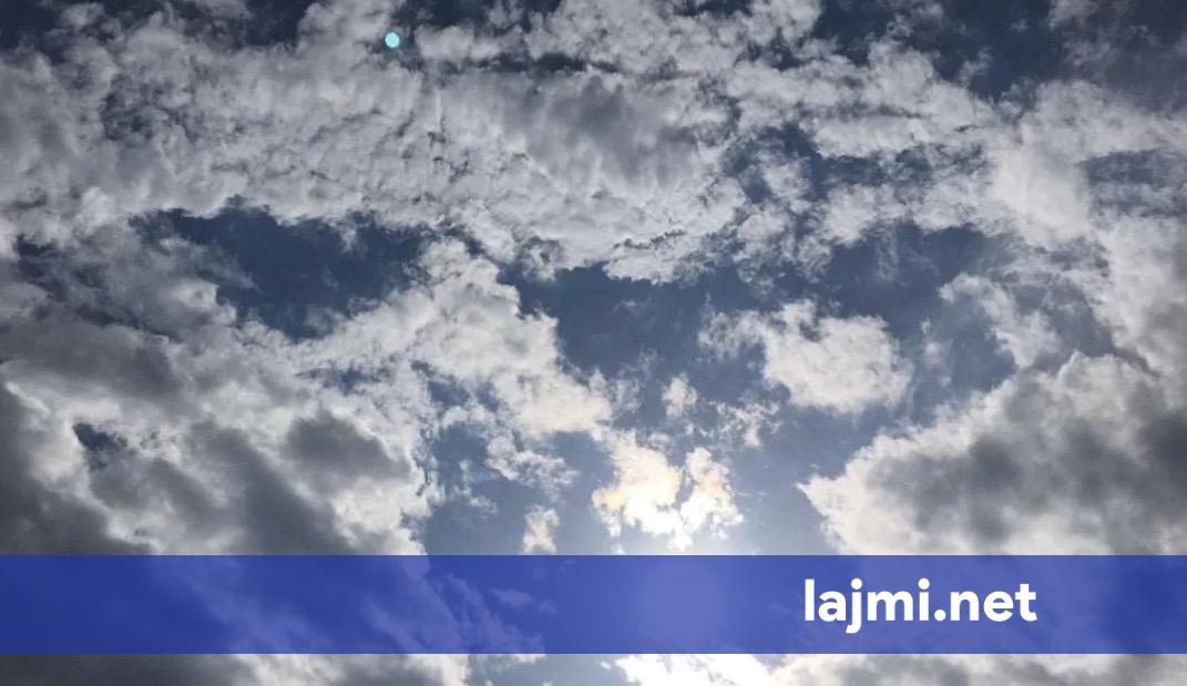 Moti  Vranët por edhe me diell