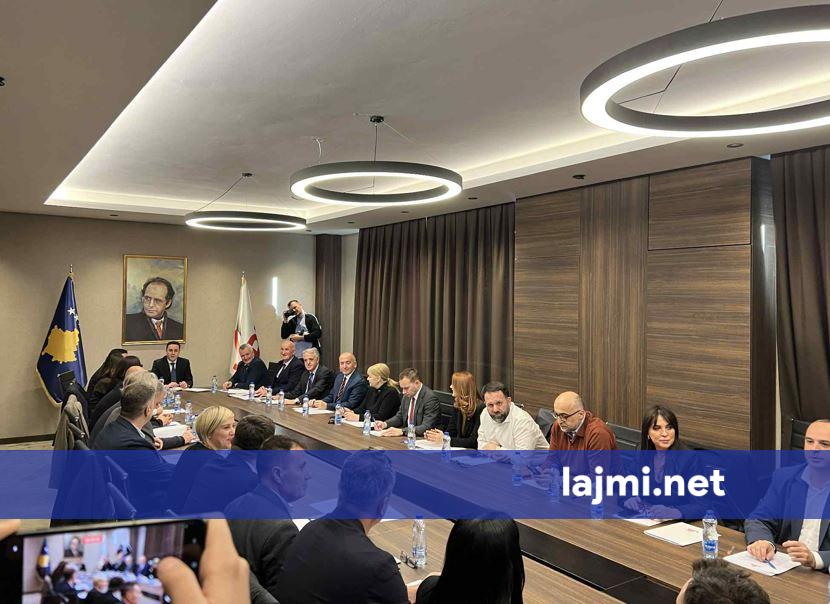 Abdixhiku i gatshëm për dialog me partitë  LDK kërkon konsensus për presidentin e ri