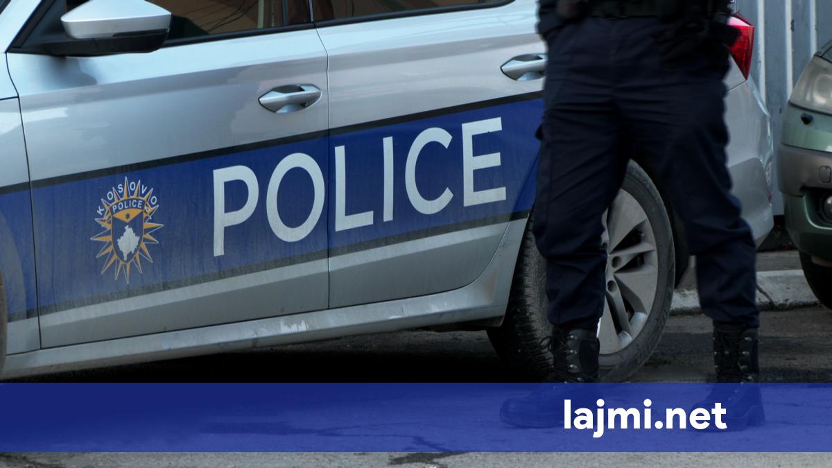 Emri  Policia e arreston pejanin që ishte në kërkim që një kohë   rrugës për në stacion i kërcënoi policët  ia shtoi edhe një rast vetës