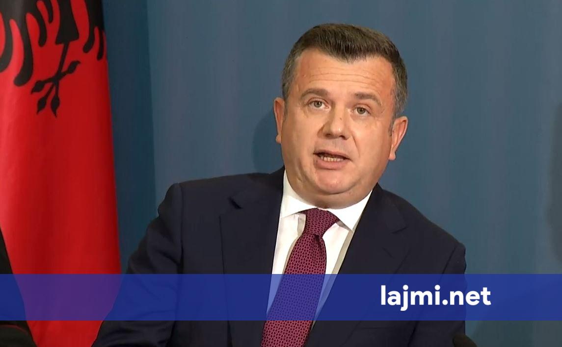 Balla bën thirrje për protestën e 17 shkurtit  Mbi kombin shqiptar është zbrazur dje në Hagë një akuzë e turpshme