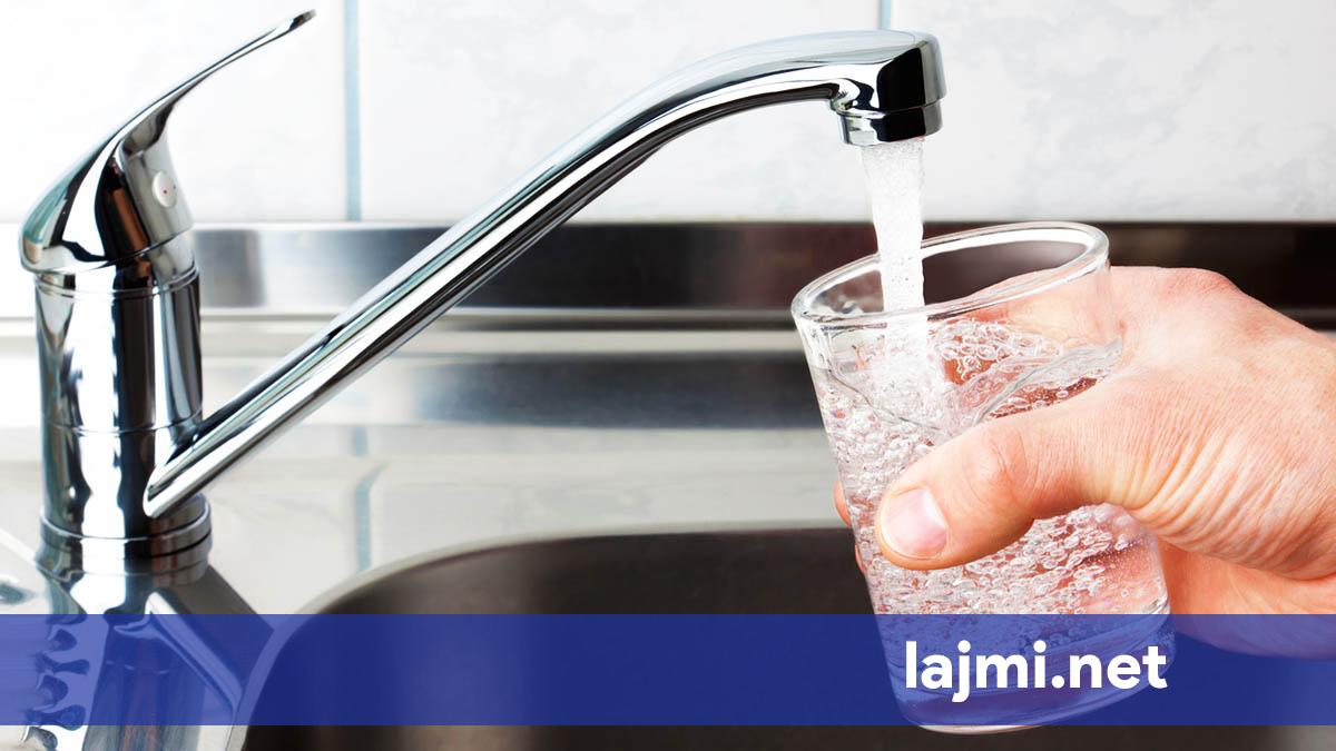 Një lagje në Mitrovicë mbetet pa ujë të pijshëm  Ujësjellësi del me njoftim