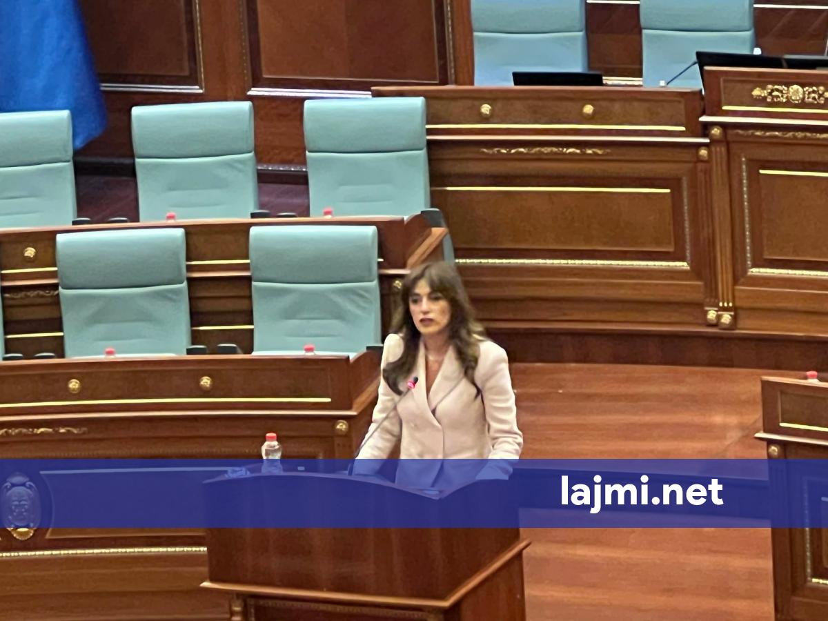 Haxhiu në fjalimin e parë si kryetare e Kuvendit  Presim që ish krerët e UÇK së të kthehen sa më parë tek familjet