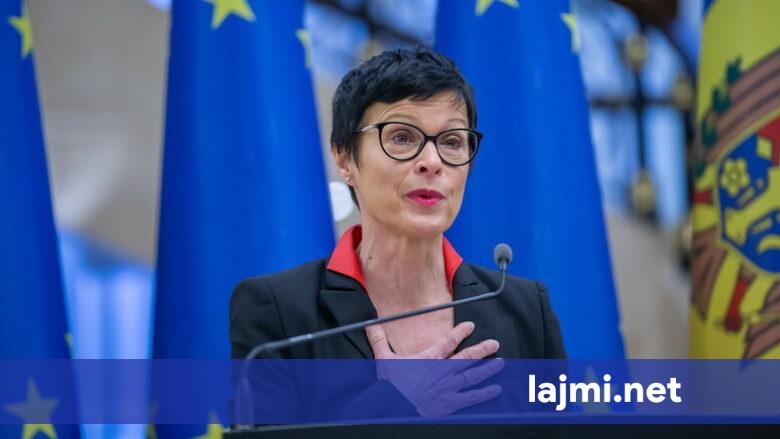  Lajm i mirë nga Prishtina sot    Komisionerja Marta Kos uron Kosovën për formimin e qeverisë së