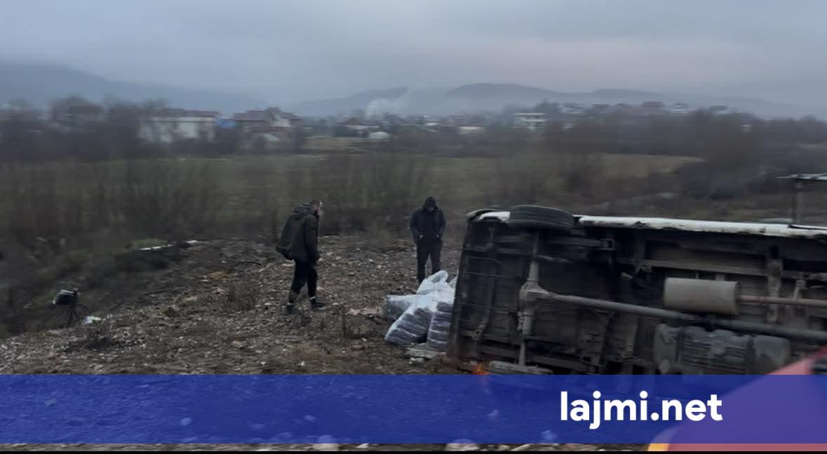 Aksident në magjistralen Podujevë  Prishtinë  rrokulliset një furgon