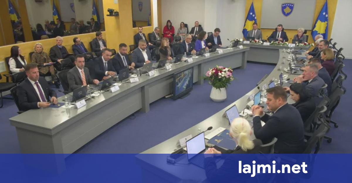 Kurti nis me lëvdata  Ky kabinet qeveritar i ka të gjitha parakushtet që të jetë kabineti më i suksesshëm në Republikë