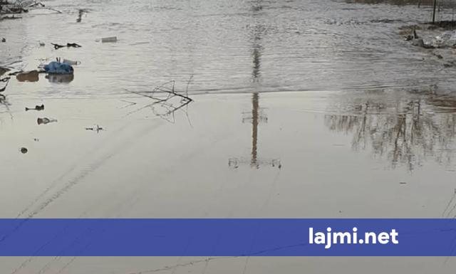 Rriten lumenjtë pas reshjeve të natës  paralajmërohen vërshime