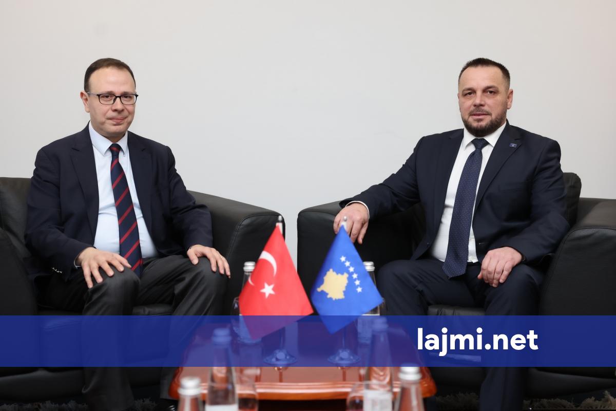 Maqedonci takoi ambasadorin e Turqisë në Kosovë  Ritheksoi se mbesin partner të besueshëm dhe shtet mik i Kosovës