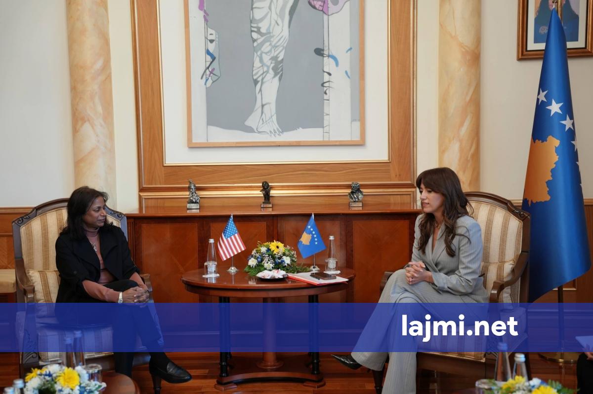 Haxhiu pret në takim Prattipatin  Bashkëpunimi mes ambasadës së SHBA së dhe Kuvendit të Kosovës është i rëndësishëm