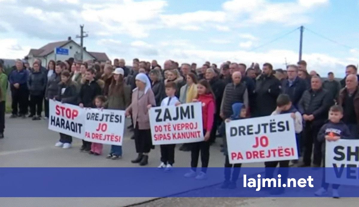 Banorët e Grabanicës dhe Zajmit bllokojnë magjistralen Prishtinë Pejë  kërkojnë zgjidhje për çështjet pronësore