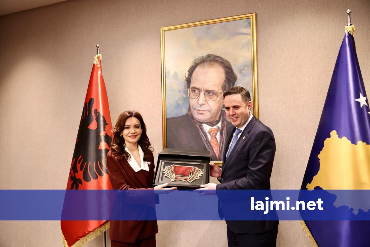 Spiropali takon Abdixhikun  LDK ka një rol të rëndësishëm në historinë e shtetformimit të Kosovës dhe në arkitekturën e saj demokratike