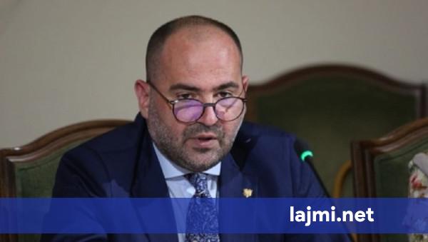 1500 shqiptarë në Dubai  ambasadori Kurtezi  Nuk ka vend për panik