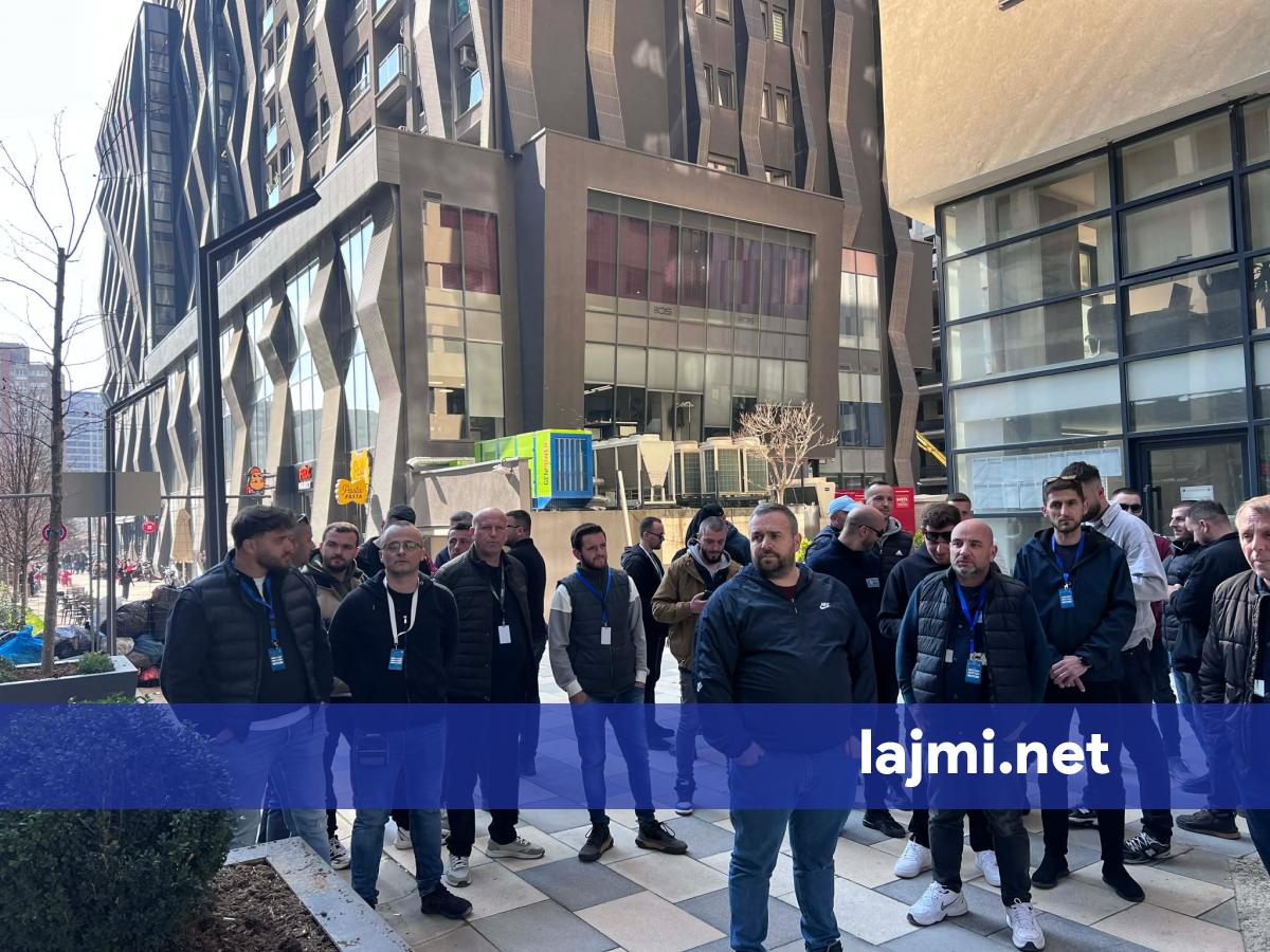 Punëtorët e  Prishtina Parking  protestojnë  por çfarë u paralajmërua tutje 