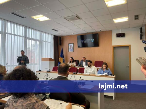 Kuvendi i Mitrovicës së Veriut miraton ndryshimet në rregulloren për palestrën sportive  prioritet fëmijët dhe të rinjtë