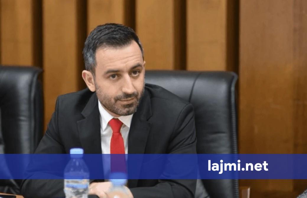 Të arrestuarit për dallavere me patentë shoferë   Basha njofton  Në pranga edhe ekzamineria e Ministrisë  e mirëpresim aksionin