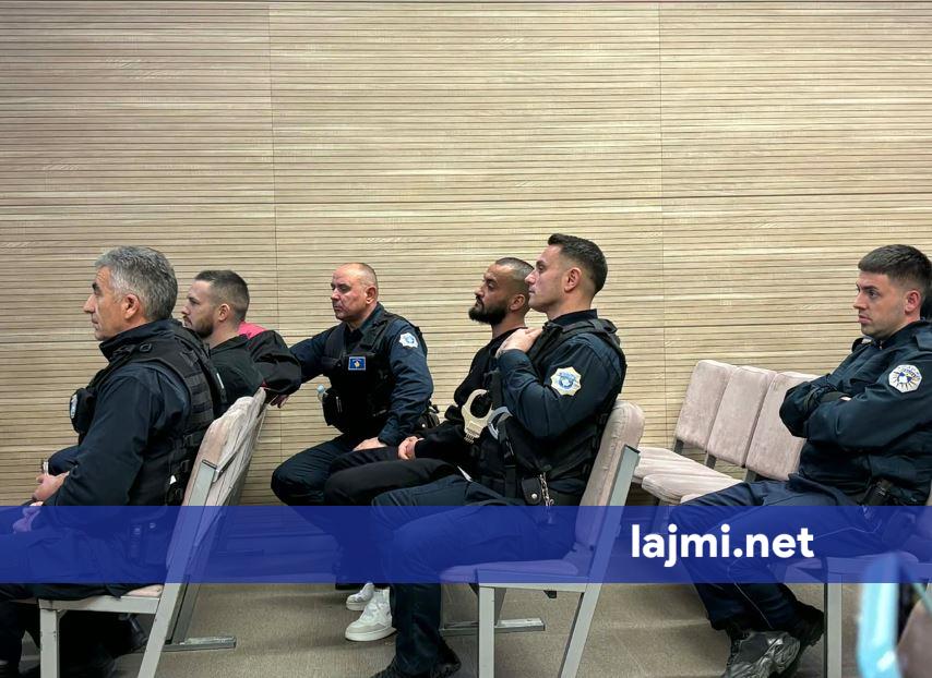 Granit Plava  E kam dëgju krismën  Naimi ma ka gju armën edhe më tha ik shpejt  zhduku