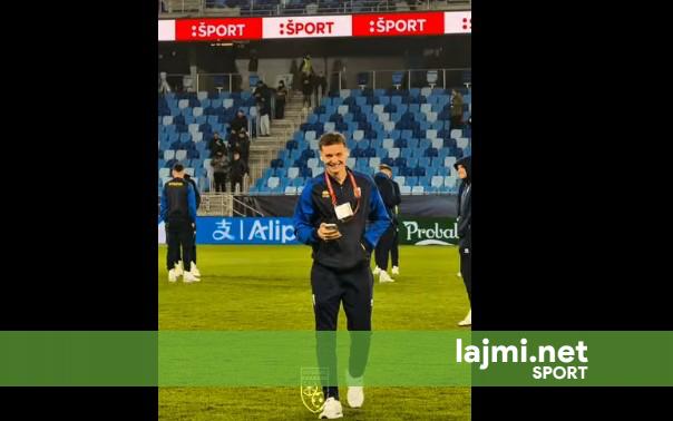  Dardanët  mbërrijnë në stadiumin  Tehelne pole   gati për gjysmëfinalen