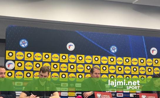 u-kerkova-qe-foda-tregon-pak-nga-biseda-me-lojtaret-pas-pjeses-se-pare