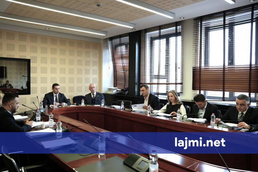 Formohet grupi punues për shqyrtimin e aplikacioneve të kandidatëve për anëtarë të KGJK së
