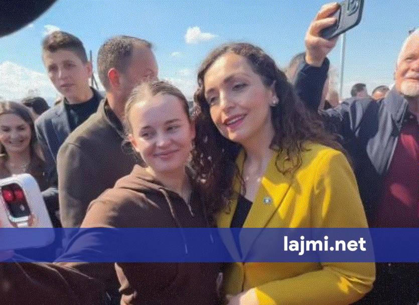 Ish presidentja Osmani rrethohet nga qytetarët në Viti  pritet me ngrohtësi