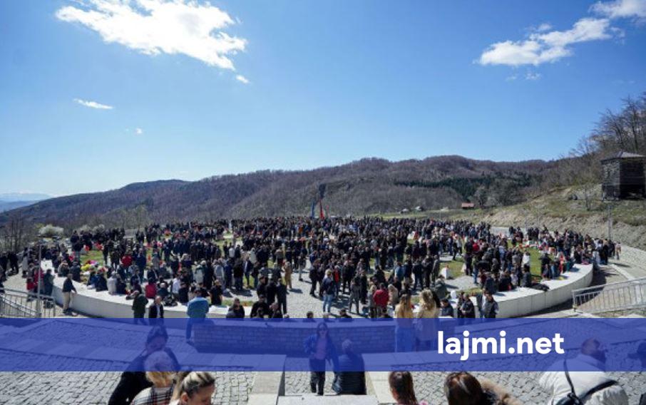 Familjarët e dëshmorëve  Kur kërsiti në Drenicë i tha vëllait  nuk mund të rri  nesër jam në aeroplan 