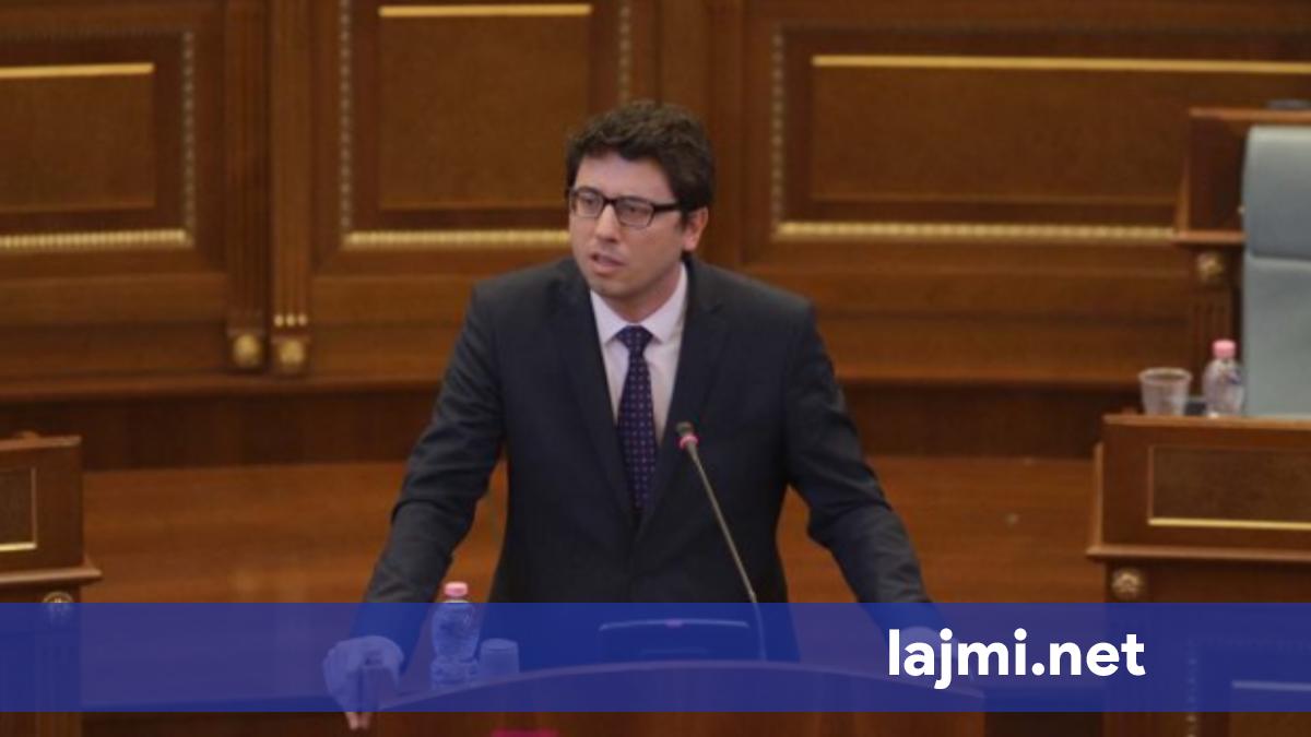 Paga e 13 të  Murati  Nuk po shpikim asgjë  është praktikë e zakonshme në vendet e BE së