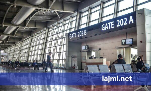 Në Aeroportin e Prishtinës procedura të reja  këshillohen udhëtarët të përdorin check in online