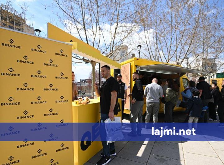 Qebapa  kriptovaluta dhe dhurata  Binance mblodhi mijëra qytetarë përgjatë fundjavës në Prishtinë