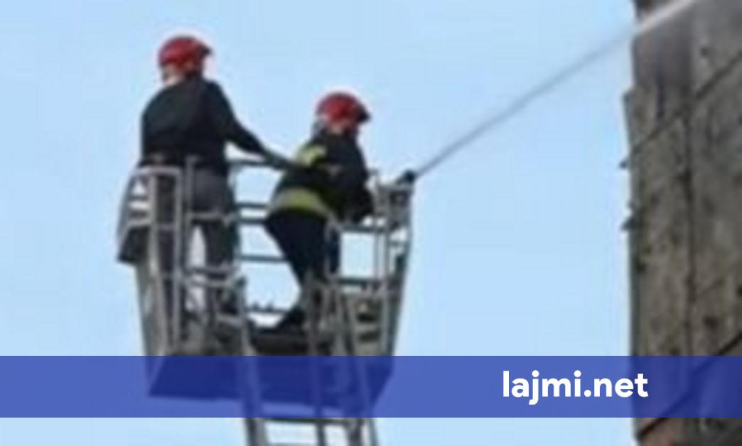 Zjarr në një puntori në Ferizaj  lëndohet një person