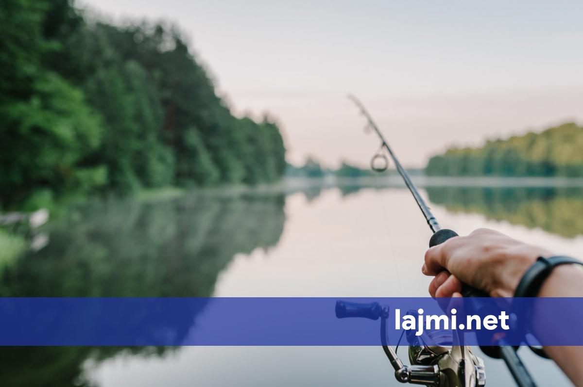 Pezullohet përkohësisht peshkimi i krapit në Kosovë