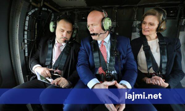 Vizita në Shqipëri e Ambasadorit të SHBA së në NATO  Whitaker shkon në Bazën e Kuçovës  Shqipëria  nyje logjistike e Aleancës në rajon