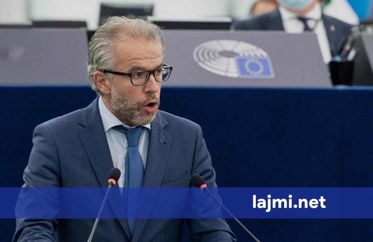 Eurodeputeti Reuten  Pesëshja e BE së ta njohë Kosovën  s kanë arsye për të mos e bërë këtë më