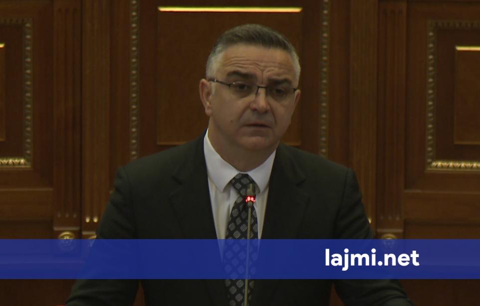 Tahiri kujton Qosjen  Ai dëshmoi se nuk duhet kurrë fjala e lirë e një intelektuali t i nënshtrohet frikës së pushtetit