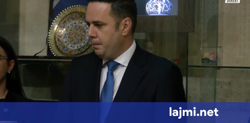 Abdixhiku  Kurti është i pangopur  LDK do bëj bashkimin e së djathtës e populli do ta përkrah Vjosa Osmanin